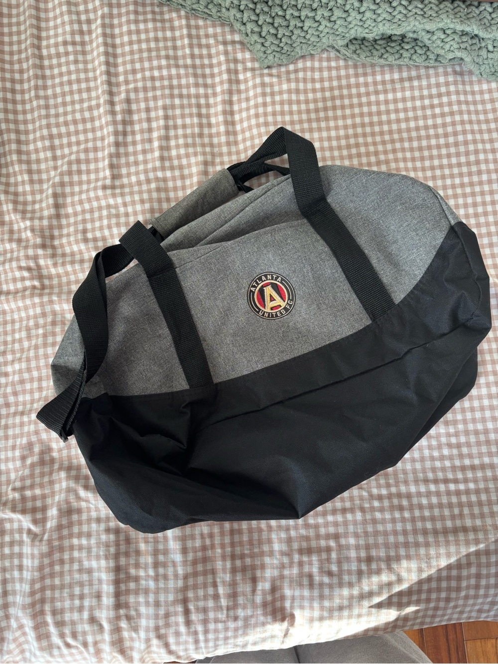 atlanta united soccer team embroidered logo gym bag